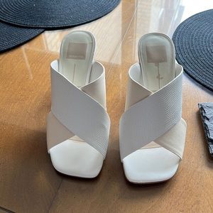 Dolce Vita. Size 7 Women’s. US. Hi-heels dress shoe.